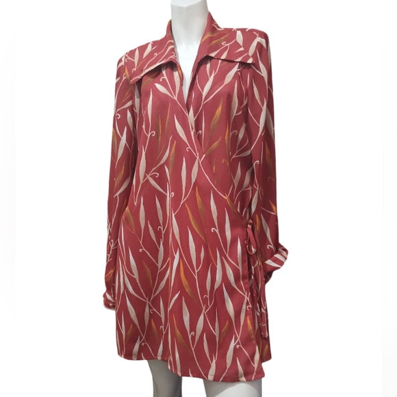 Zaga collection blouse - Picture 1 of 11